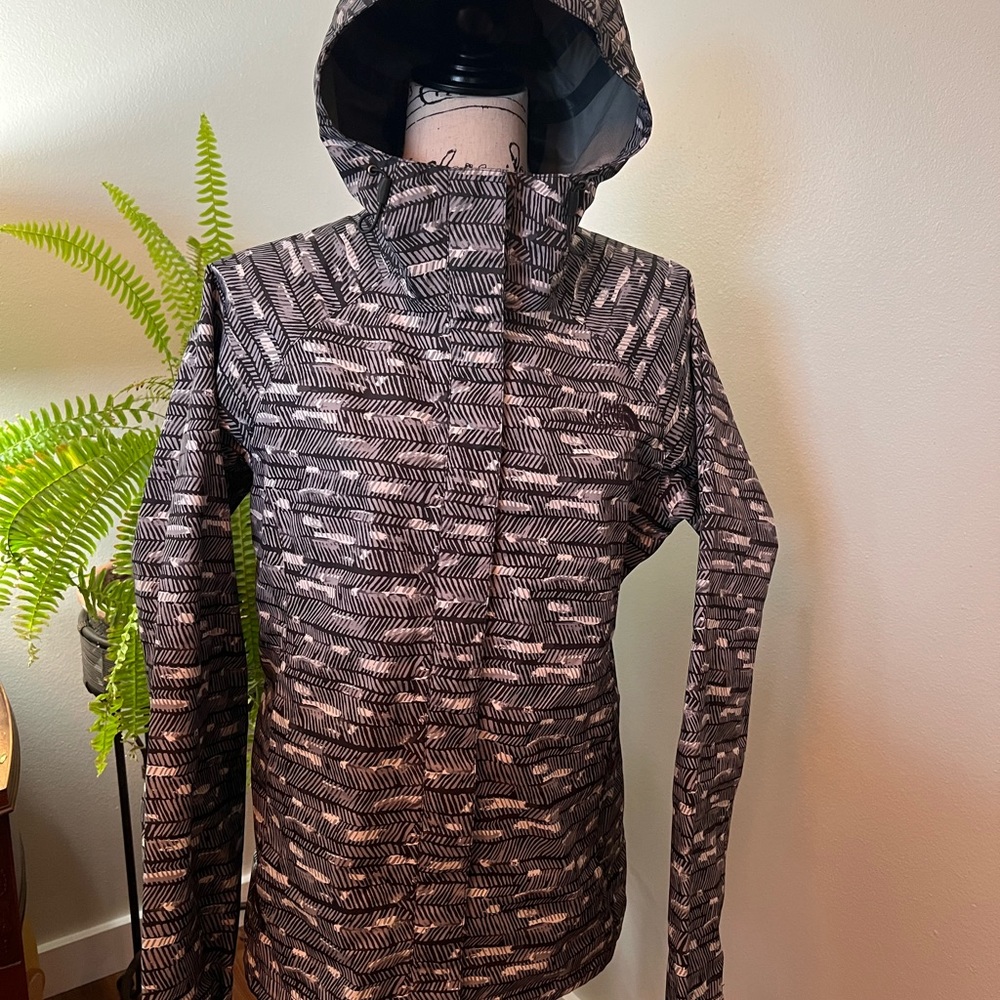 The North Face vented snow ski shell jacket